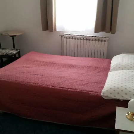 And Ada-m Gasthof Bihać